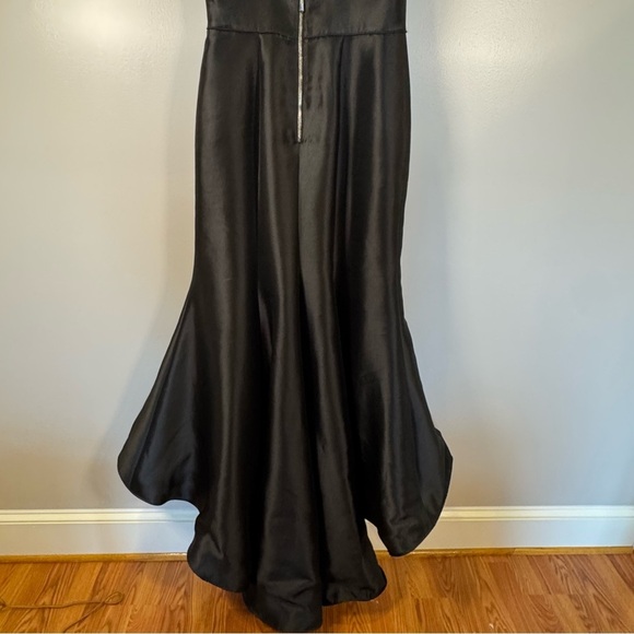 Sherri Hill Elegant Black Evening Gown, Prom dress, size 16, black - Picture 7 of 10